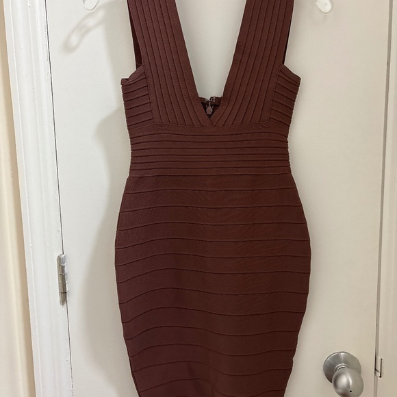TIC:TOC Brown Bandage Bodycon Dress – Deep V – Stretch – (No Size Tag) - Picture 1 of 4